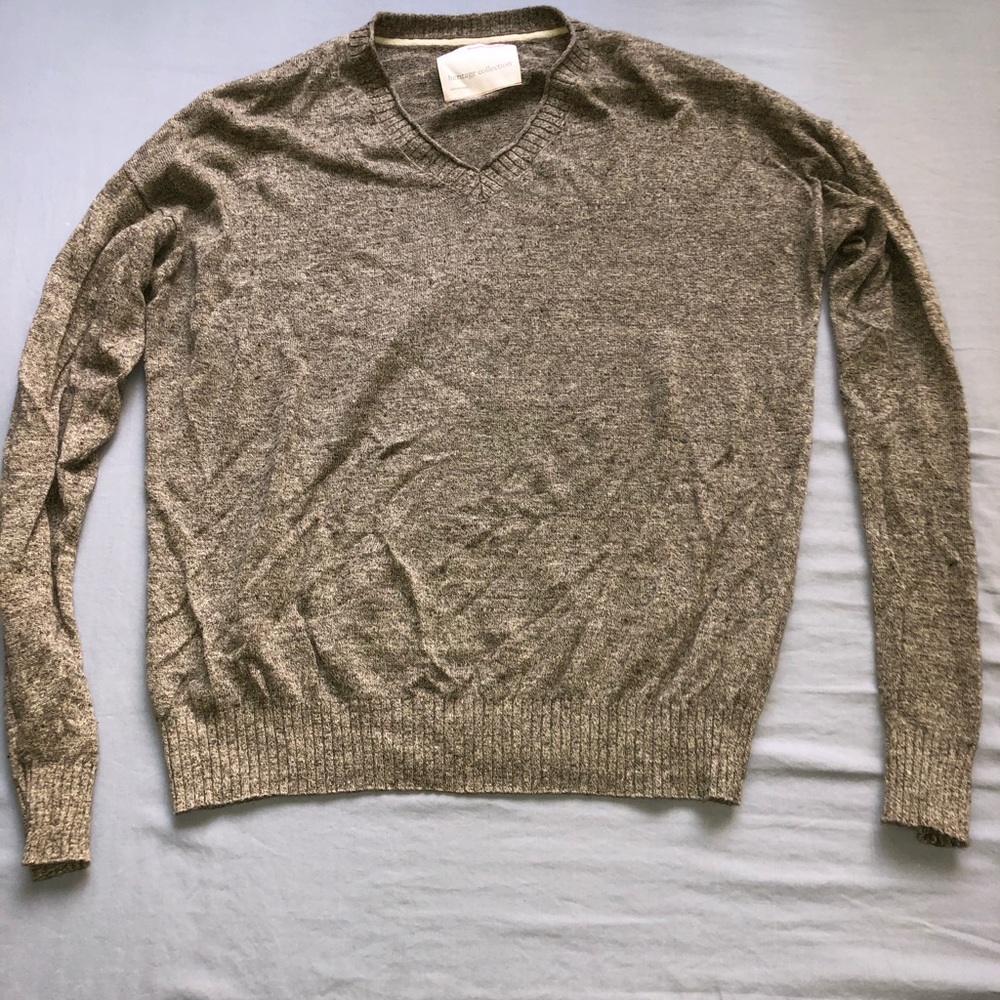 Banana Republic V-Neck Pullover